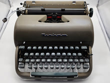 Load image into Gallery viewer, 1957 Remington Letter-Riter
